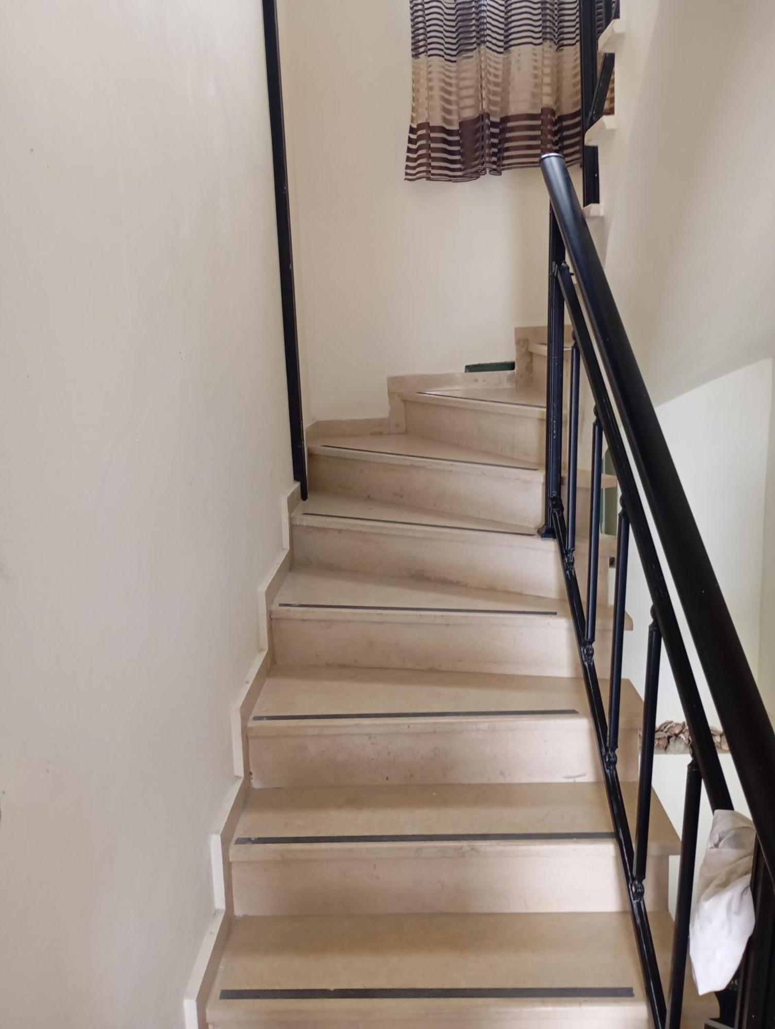 Pyrgos Sofokleous Hotell Mytilíni Exteriör bild